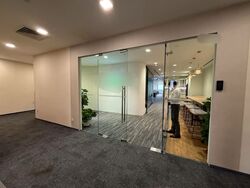 Lippo Centre (D2), Office #568089151